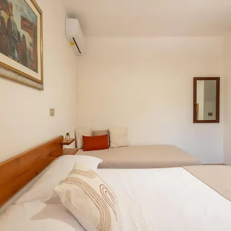 Tenuta Bucaneve- Retreat 5 Minutes From The * Solanas (Cagliari)