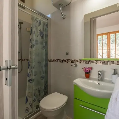 Tenuta Bucaneve- Retreat 5 Minutes From The *